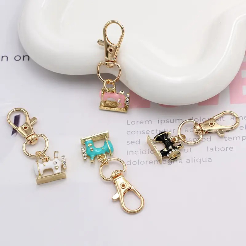 4pcs Mini Sewing Machine Keych - Vintage Fashion Meaning 评论和价格