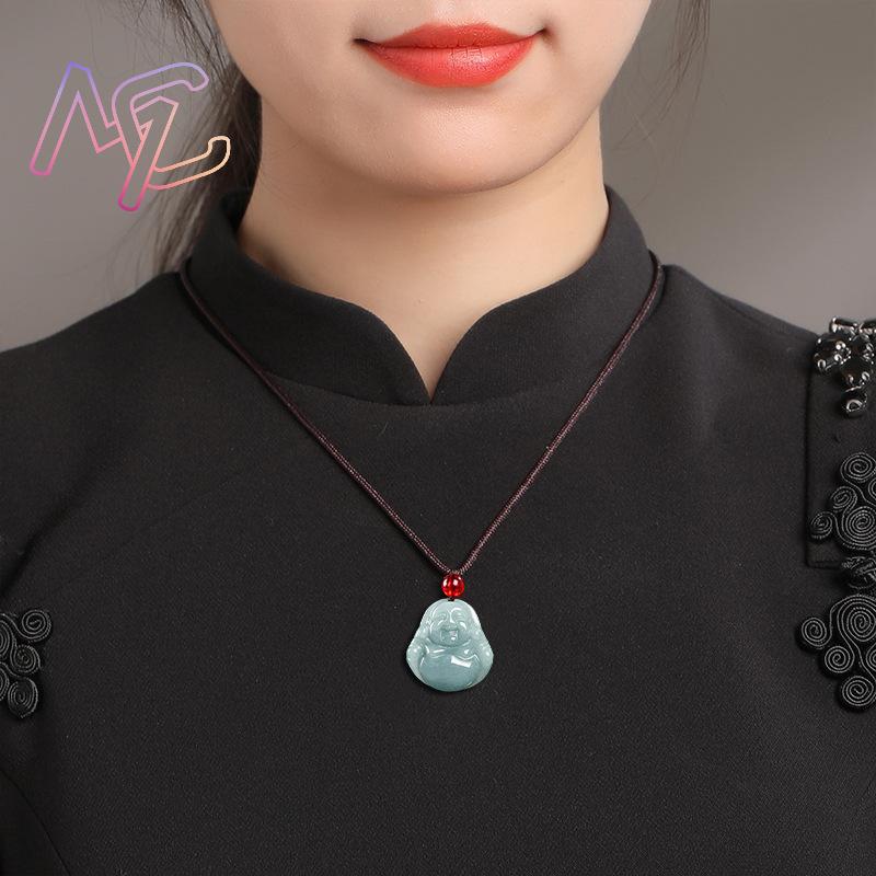 Myanmar Jadeite Guanyin Buddha - Vintage Fashion 评论和价格