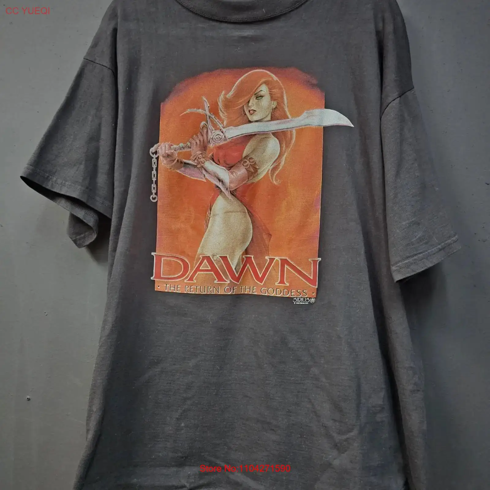 Vintage 1990s Dawn T Shirt Siz - Vintage Fashion Victim Shirt 评论和价格