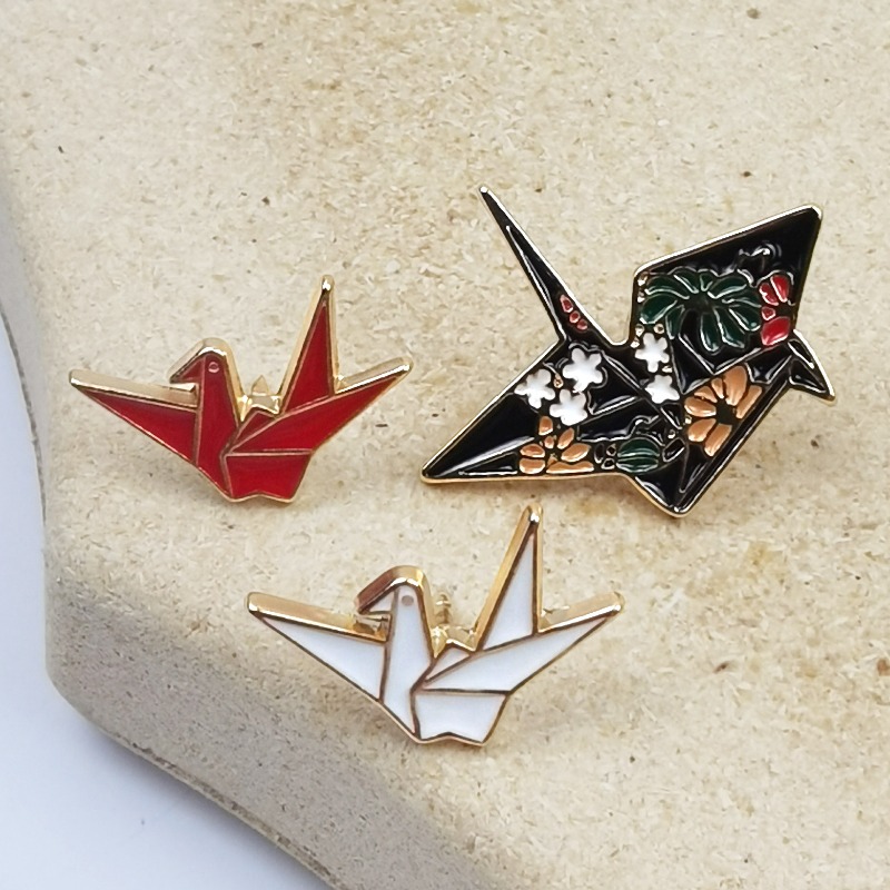 Creative Origami Crane Enamel  - Vintage Fashion Meaning 评论和价格