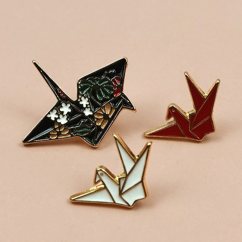 Creative Origami Crane Enamel  - Vintage Fashion Meaning 评论和价格
