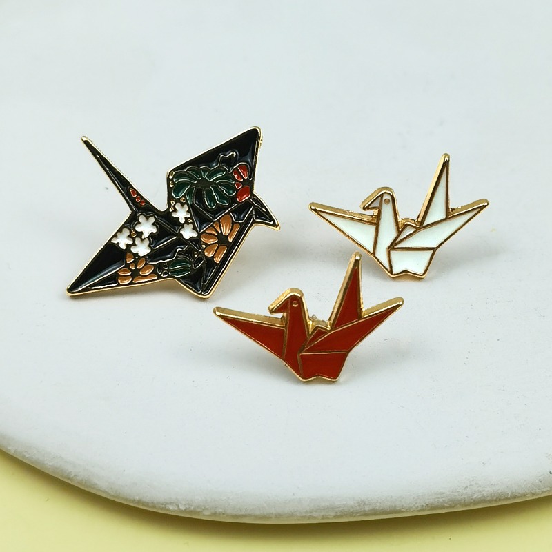 Creative Origami Crane Enamel  - Vintage Fashion Meaning 评论和价格