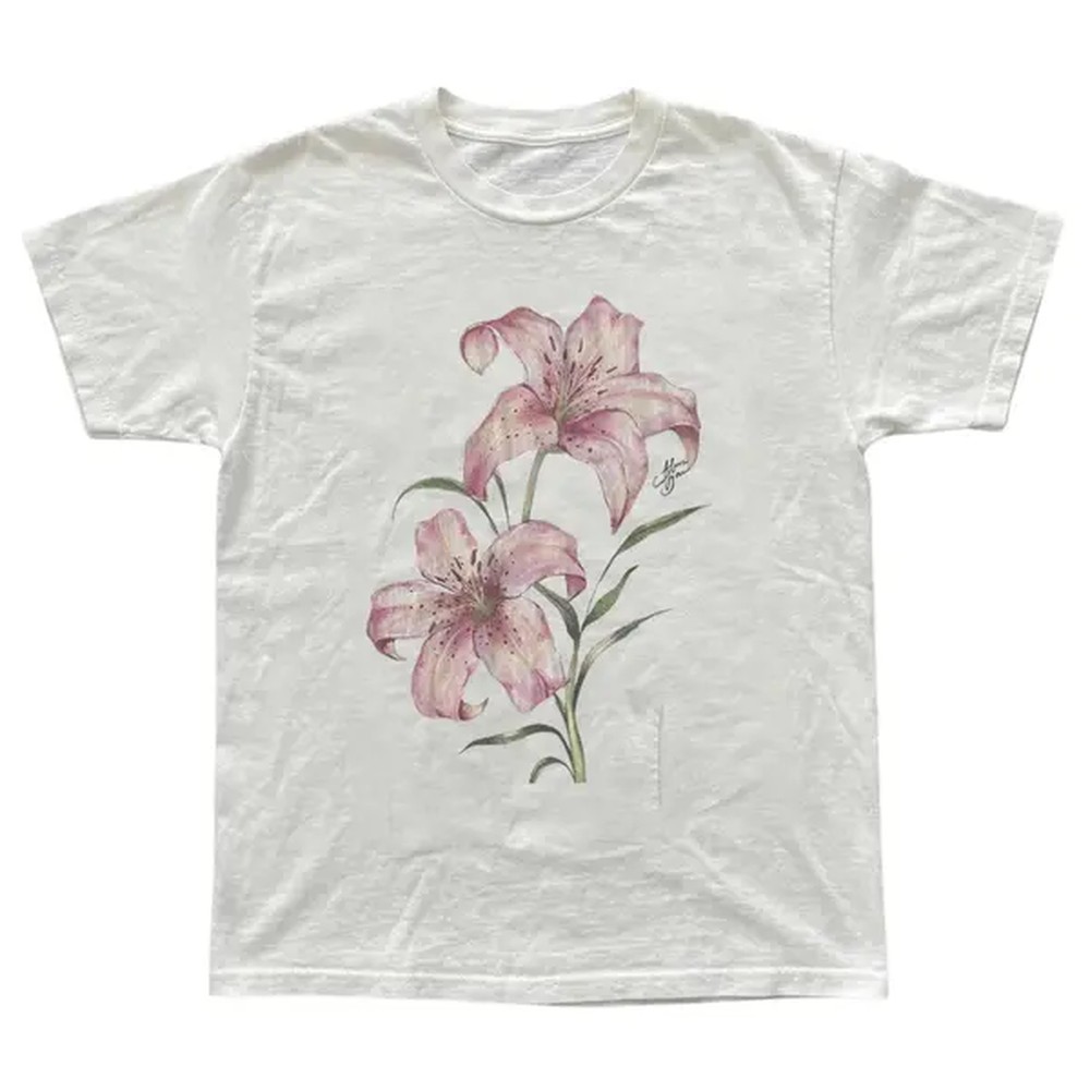 Pink Lily Floral T-Shirt, Tree - Vintage Fashion Ai 评论和价格