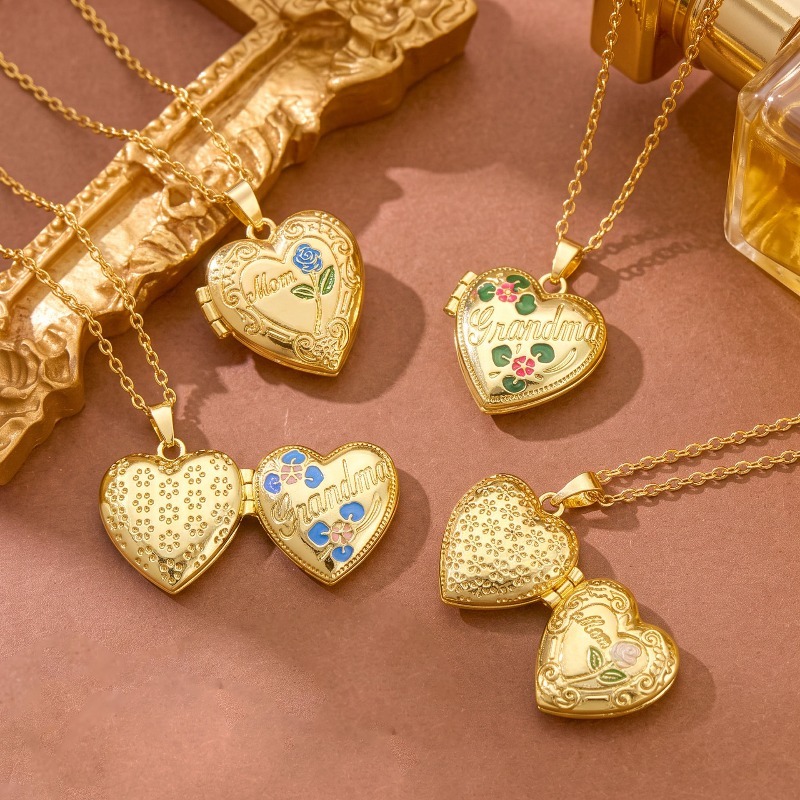 Vintage Heart Locket Necklace  - Vintage Fashion Meaning 评论和价格