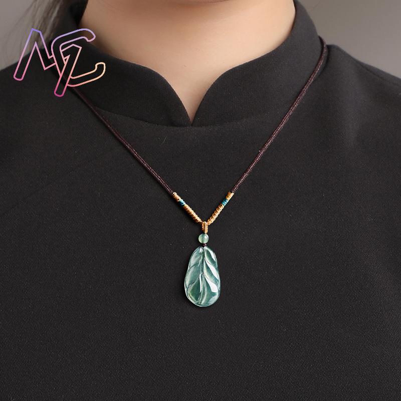 Myanmar Jadeite Leaf Pendant G - Vintage Fashion 评论和价格