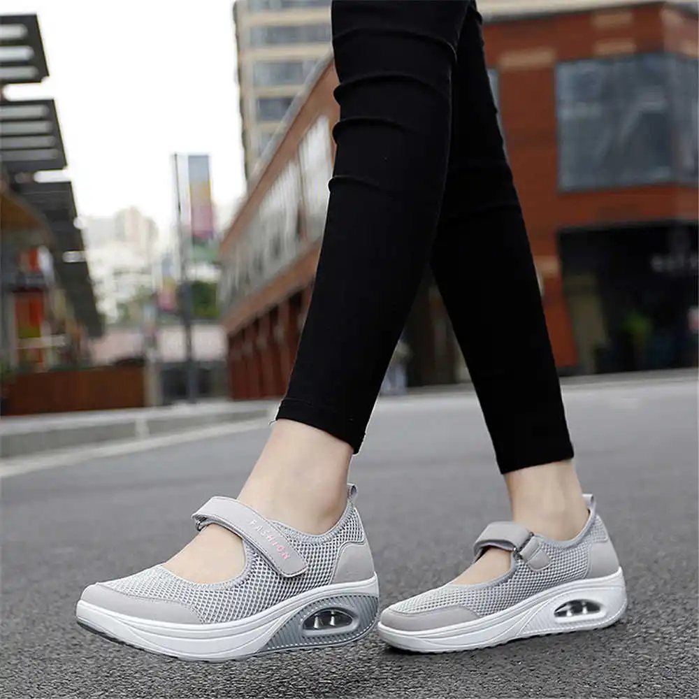 36-41 Demi-season Colored Snea - Vintage Fashion Reseller 评论和价格